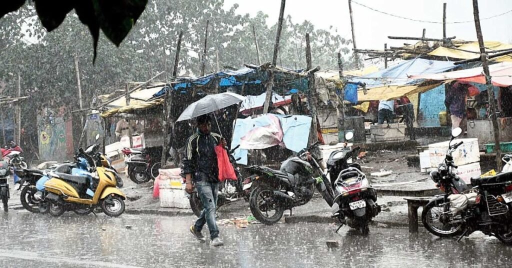 झारखंड के पूर्वी सिंहभूम में भारी बारिश, डुमरिया में 72 मिलीमीटर वर्षा रिकॉर्ड