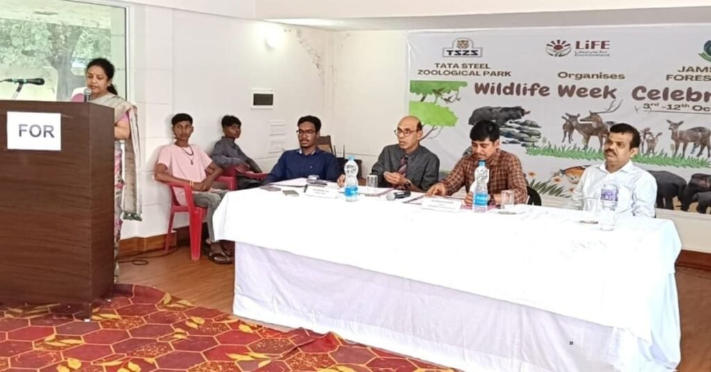 टाटा स्टील जूलॉजिकल पार्क में आयोजित वन्यजीव सप्ताह की वाद-विवाद प्रतियोगिता